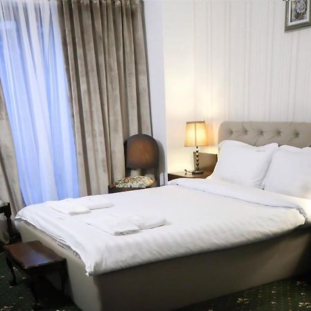 Hotel Art Montana Предял Экстерьер фото